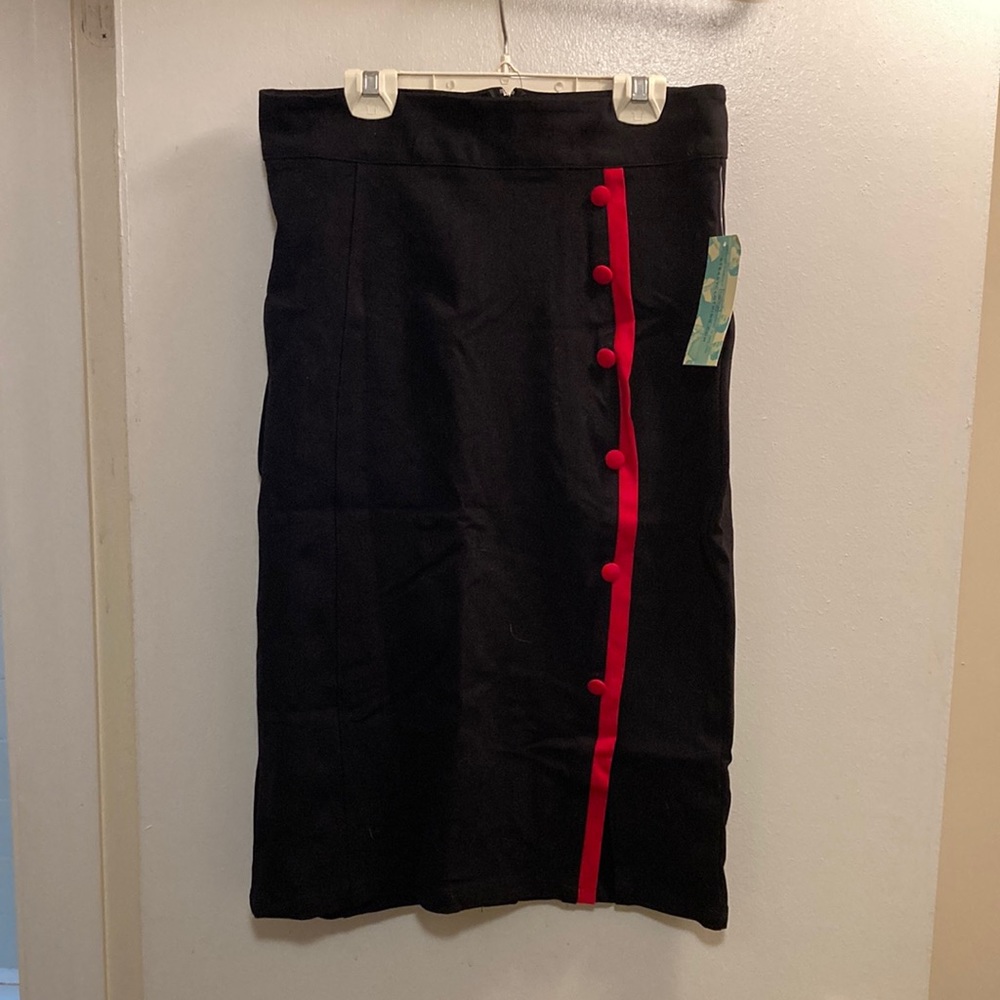 Rock Steady Vintage Pencil Skirt in Black with Red Piping and Buttons. Size XL